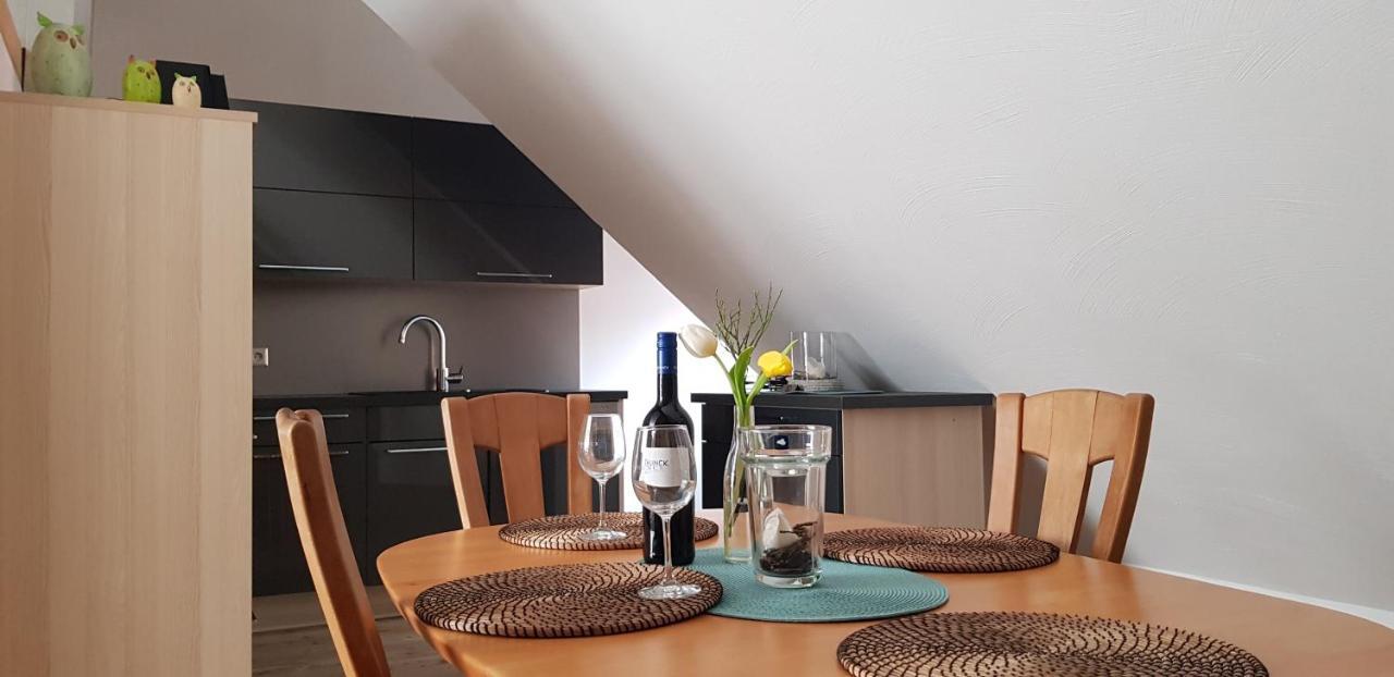 Weingut Schunck Apartment Leinsweiler Exterior photo